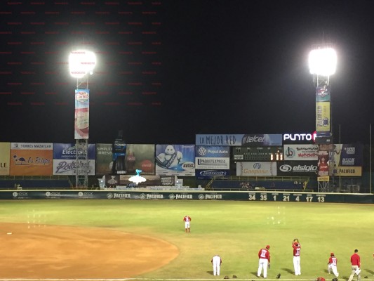 La torre finalmente encendió.