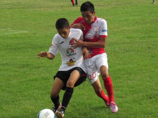 Resucita Camaroneros de Escuinapa y golea 4-1 a Cocula FC