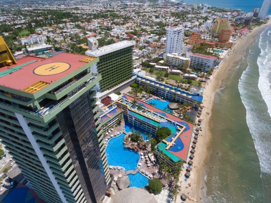 Cierra Grupo El Cid sus hoteles en Mazatlán ante emergencia sanitaria