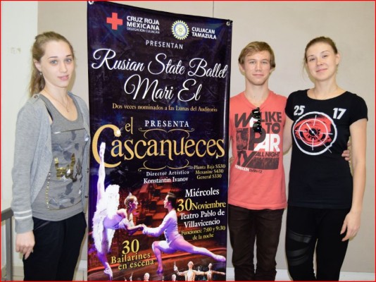 Los bailarines Kristina Mikmailova, Roman Starikov y Kzenia Tcaregorodteeva, invitan al espectáculo.