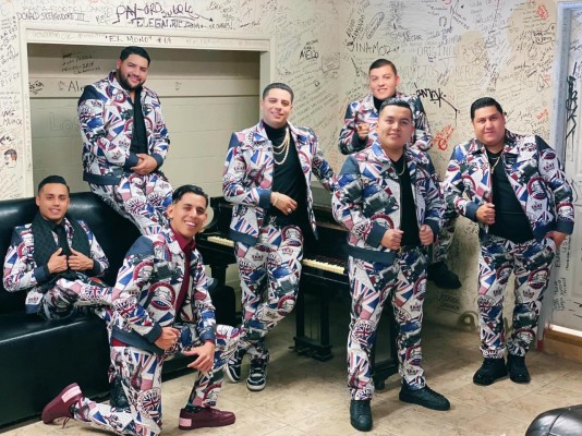 Grupo Firme vende como ‘pan caliente’ las entradas para su próximo show