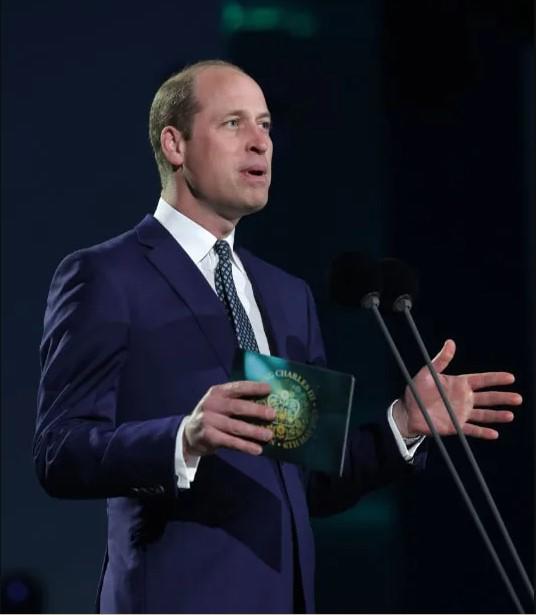 $!Con música honran celebridades al Rey de Inglaterra Carlos III