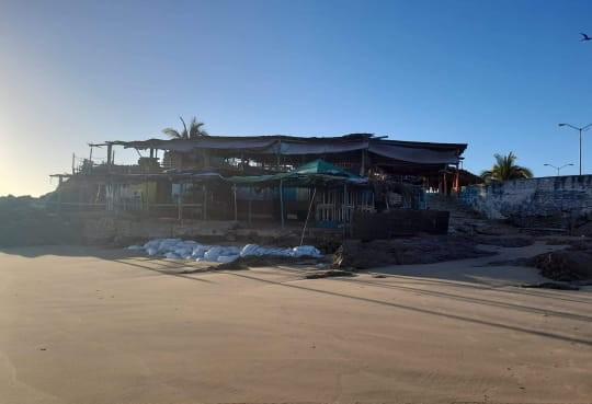 $!Comerciantes denuncian construcción de palapa-restaurante en Cerritos