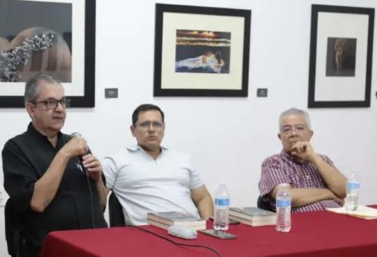 $!Fallece Alonso Guerra, destacado profesor de Literatura del CMA Mazatlán