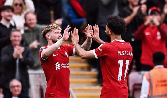 Liverpool golea a Tottenham con una brillante actuación de Mohamed Salah