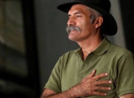 Mireles ofrece otra disculpa de corazón, por volver a ofender a una mujer