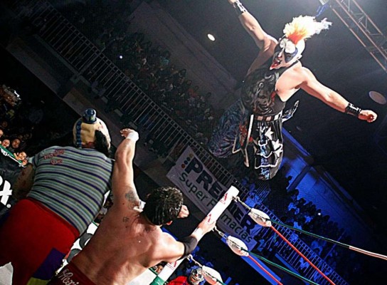 Psycho Clown, Pagano y Pentagón Jr. traen su rivalidad a Mazatlán