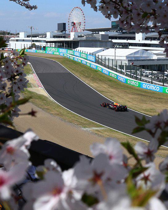 $!Verstappen y Checo dan doblete a Red Bull en el GP de Japón