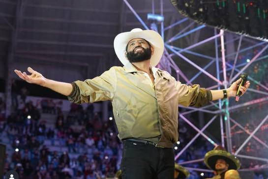 Pancho Barraza se presenta en Mazatlán este jueves en concierto gratuito.