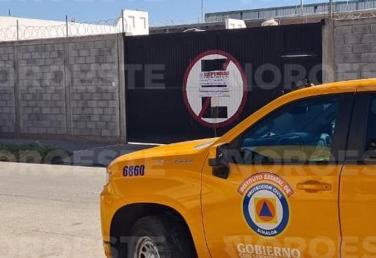 $!Fuga de gas en pensión-taller moviliza a cuerpos de emergencia en Mazatlán
