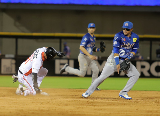En dramático juego, Charros de Jalisco supera a Naranjeros de Hermosillo