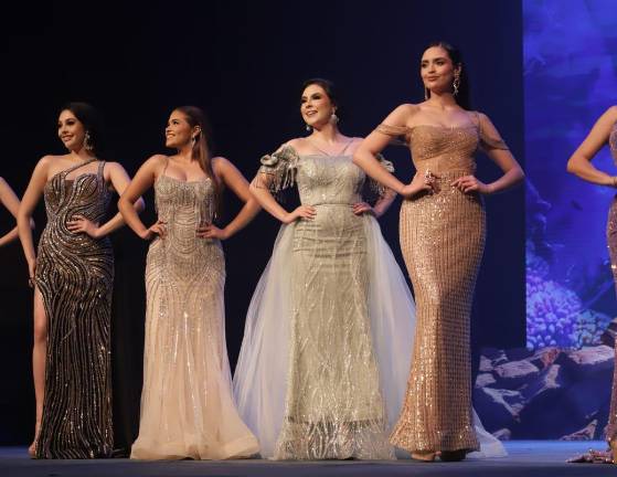 Aspirantes a la corona real del Carnaval de Mazatlán.