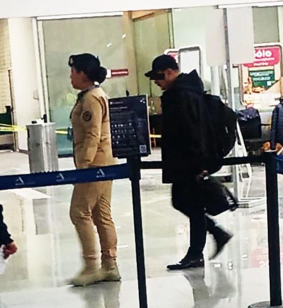 $!Detienen a mexicano con más de 3 kilos de presunta cocaína en el AICM