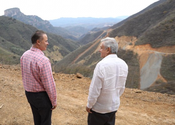 Concluirá en 2022 carretera Badiraguato-Guadalupe y Calvo: AMLO