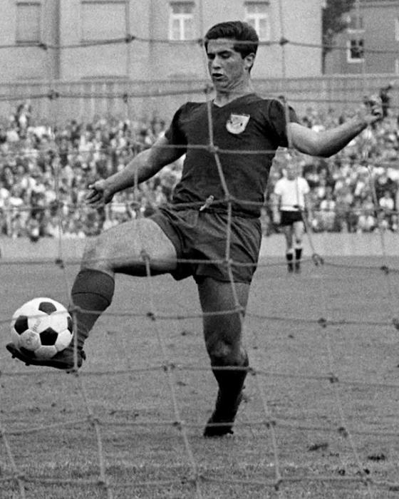 $!‘El Bombardero’ Gerd Müller, goleador leyenda del futbol alemán, muere a los 75 años