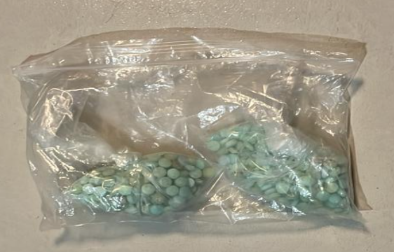 $!Detienen a dos hombres con fentanilo y 50 mil dólares en Culiacán