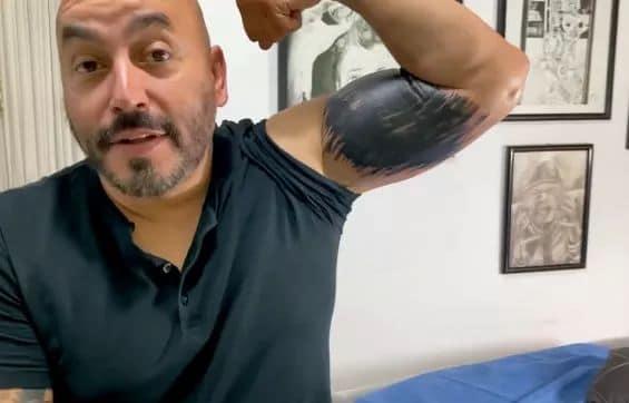 Elige Lupillo Rivera el diseño para corregir tatuaje que se hizo en honor a Belinda