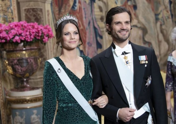 La Princesa Sofía de Suecia se quita la corona para luchar contra el Covid-19 como enfermera