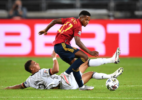 España empata con gol de último minuto ante Alemania en el regreso de Luis Enrique