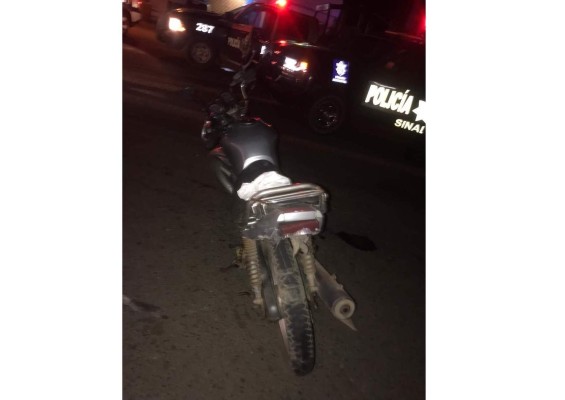 Automovilista atropella a motociclista y es detenido, en Mazatlán