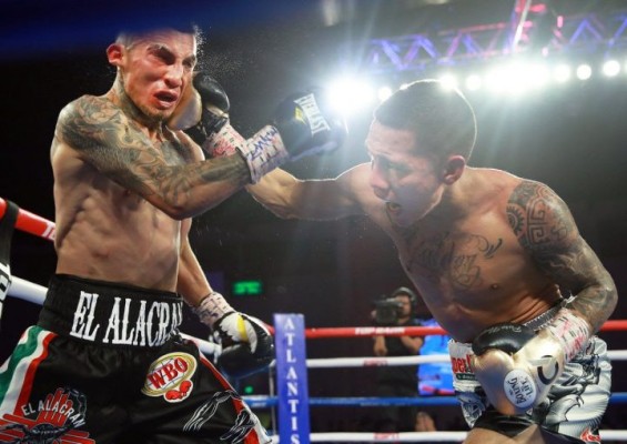 Óscar Valdez defiende con éxito su cetro Pluma de la OMB