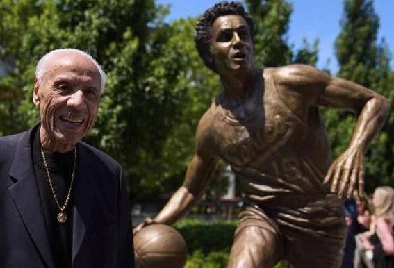 Muere a los 88 años la leyenda de la NBA, Lenny Wilkens