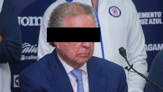 Detienen a Víctor ‘N’, ex director jurídico de Cooperativa La Cruz Azul, y lo trasladan al Reclusorio Norte