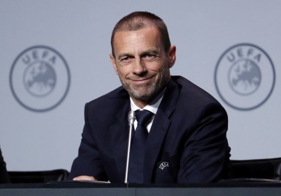 La temporada europea de futbol terminará en agosto, según el presidente de la UEFA