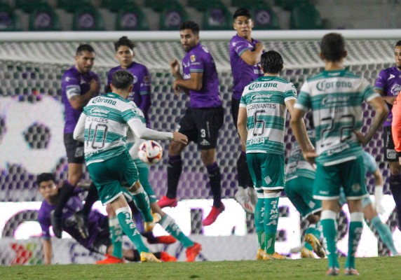 Mazatlán FC, con un jugador con coronavirus previo a su duelo ante Pachuca