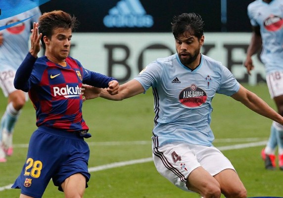 Néstor Araujo (der.) tuvo una discreta actuación por el Celta de Vigo. (Fotos: Twitter @LaLiga, @RCCelta, @FCBarcelona_es)