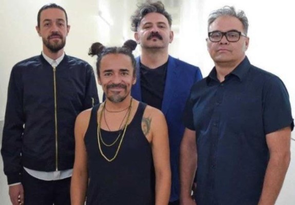 Con lujo de violencia, roban instrumentos y equipo a Café Tacvba