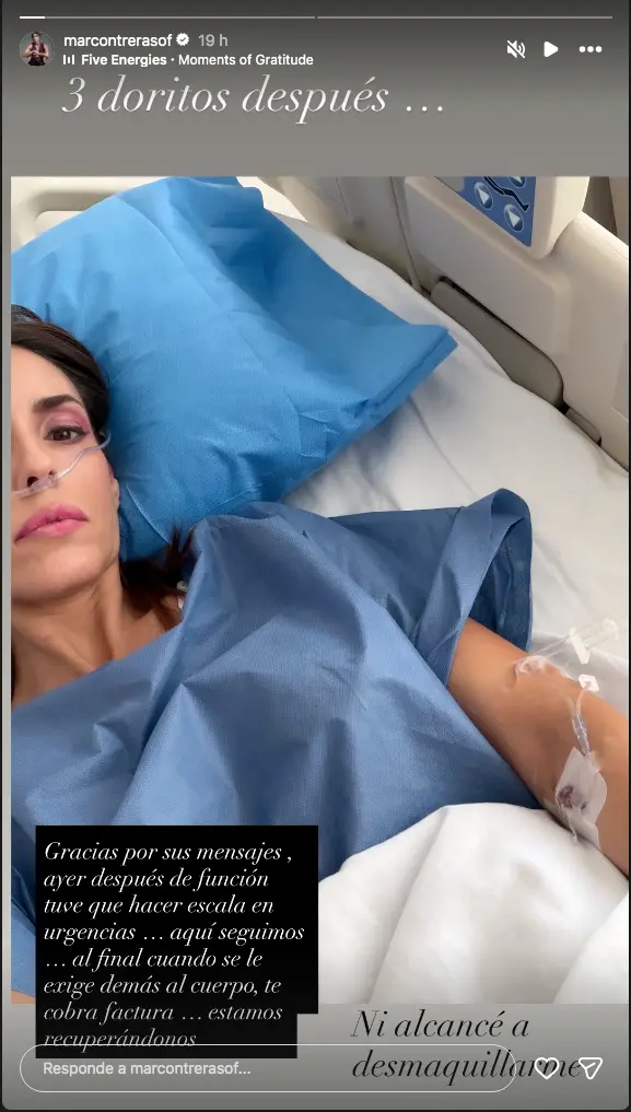 $!Mar Contreras publicó una fotografía en sus historias de Instagram en la que se le puede ver desde la cama de un hospital usando oxígeno y suero.