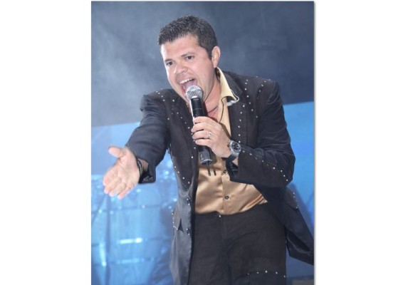 Jorge Medina anuncia adiós definitivo de La Arrolladora