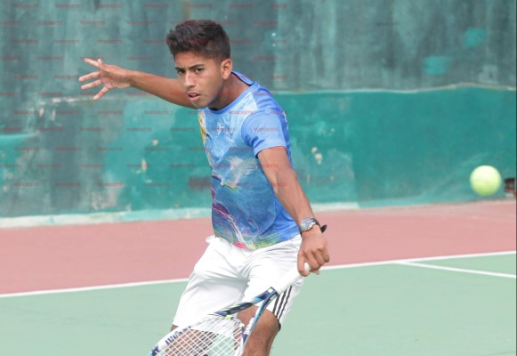 Avanza Isaac Arévalo a semifinales en el Torneo de Tenis Copa La Libertad ITF Junior