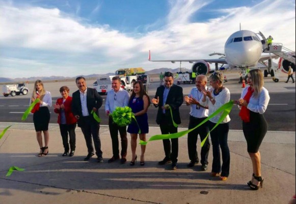 Anuncia Secretaría de Turismo nuevas rutas aéreas de TAR y Viva Aerobús, en Los Mochis