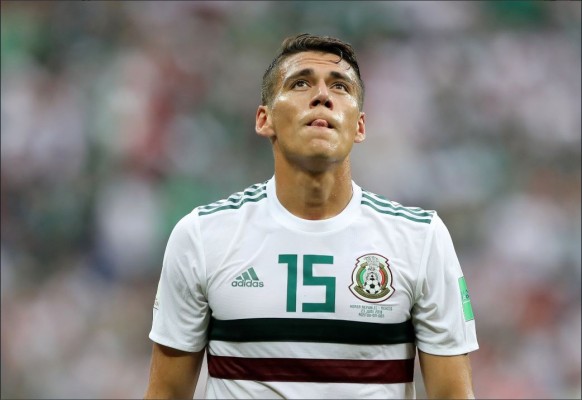 Tricolor esperará hasta antes del debut en Copa Oro para ver si Héctor Moreno se recupera