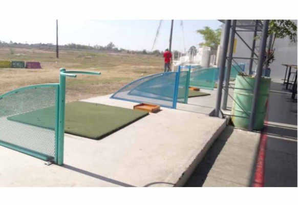 Muere niño tras supuesto accidente en campo de entrenamiento de golf, en Mazatlán