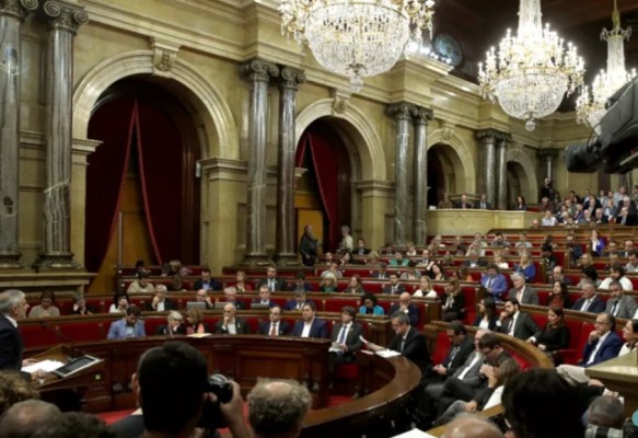 Parlamento de Cataluña abre debate para pedir perdón por los abusos de la conquista a México