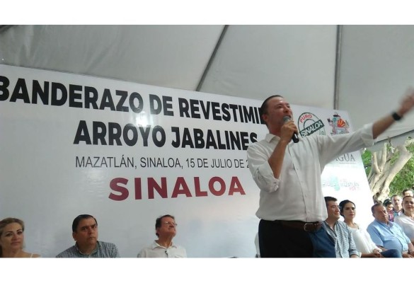 Dan banderazo de inicio de revestimiento del Arroyo Jabalines en Mazatlán