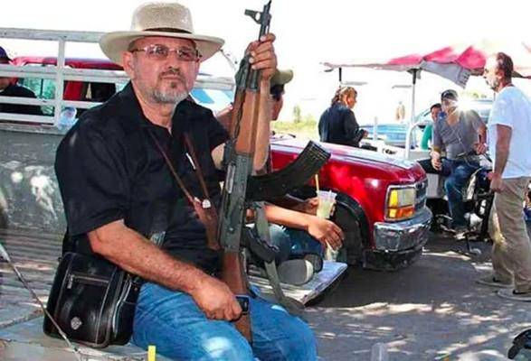 A Hipólito Mora le dispararon 25 personas y por 30 minutos, afirma Fiscal
