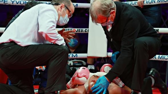 $!Boxeadora mexicana está hospitalizada en Canadá en estado crítico