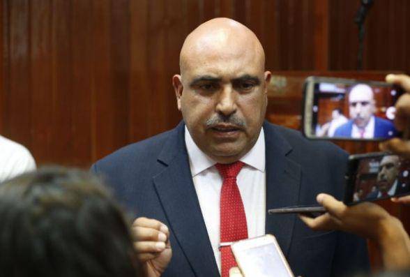 El Diputado local Mario González.