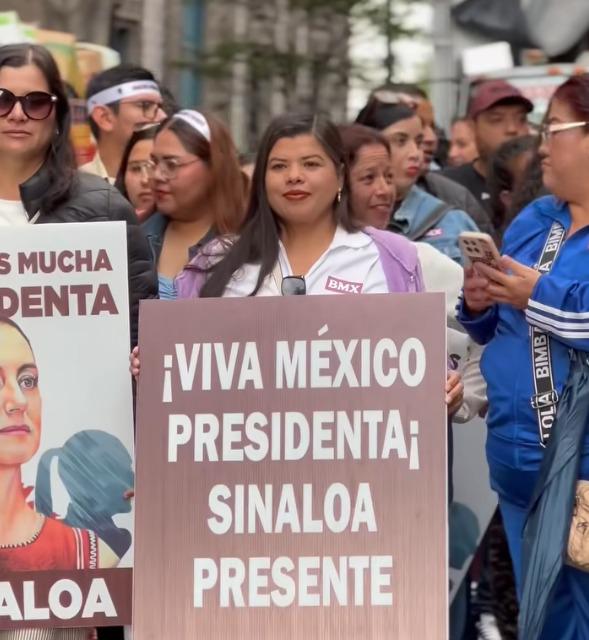 $!Sinaloenses acuden al Zócalo para respaldar a Claudia Sheinbaum en su primer año de gobierno