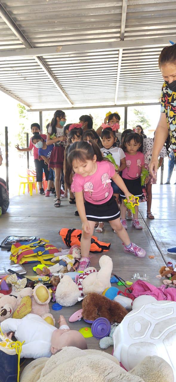 $!Fundación El Arca de la Alianza lleva alegría a niños