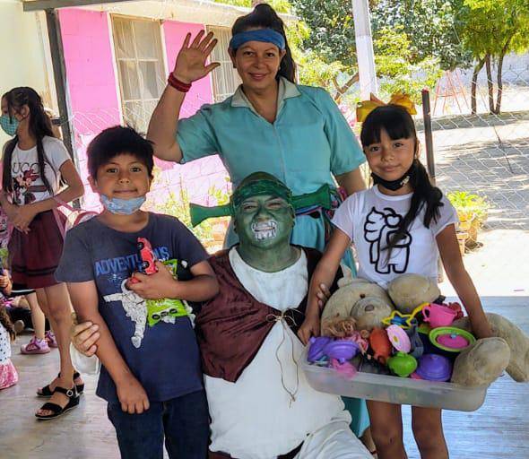 Fundación El Arca de la Alianza lleva alegría a niños