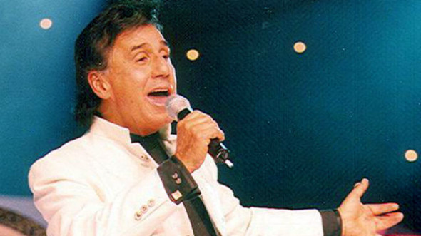 Fallece el cantante y actor Gualberto Castro, a los 84 años de edad