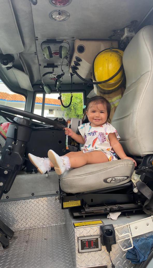 $!Brayan y Jesús, dos bomberos que viven la paternidad entre llamas