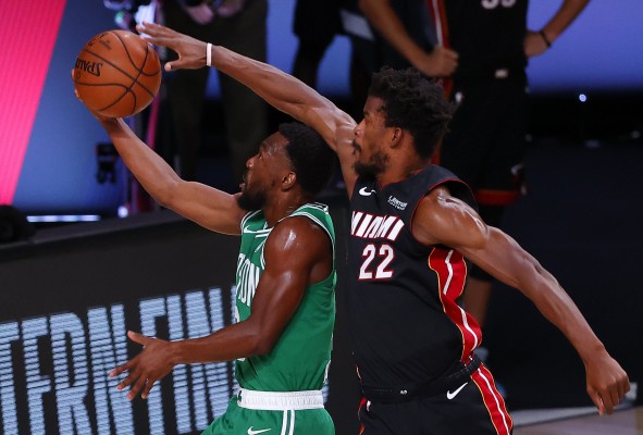 Boston Celtics recupera su mejor cara y descuenta ante Miami Heat