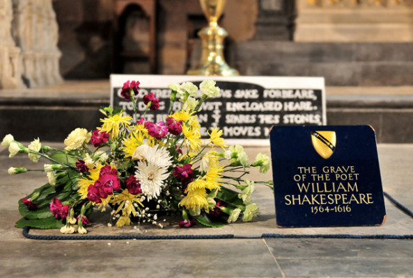 Investigarán tumba de Shakespeare