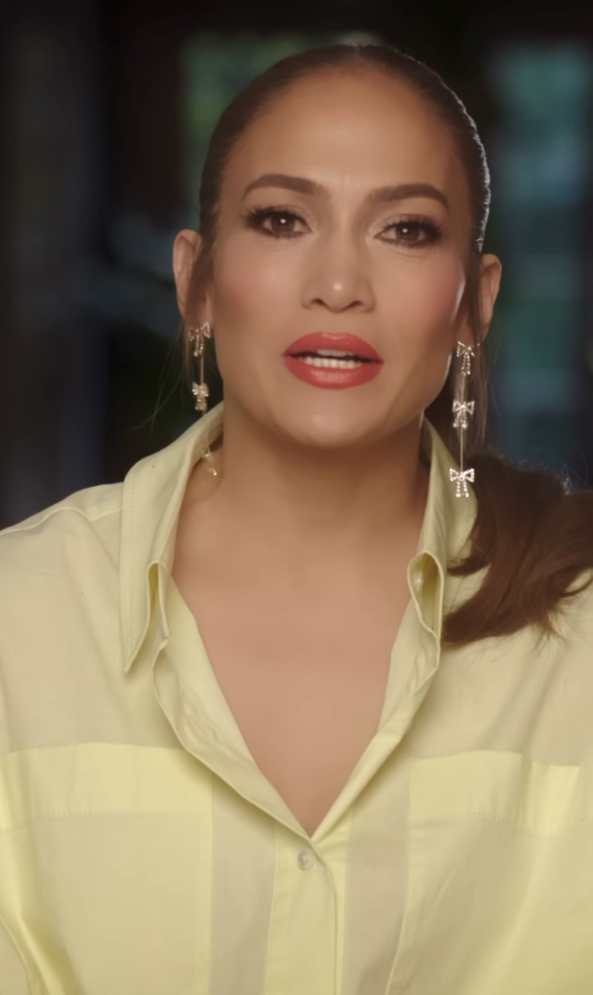 $!Recibe Jennifer Lopez críticas tras lanzar su marca de bebida alcohólica llamada ‘Delola’